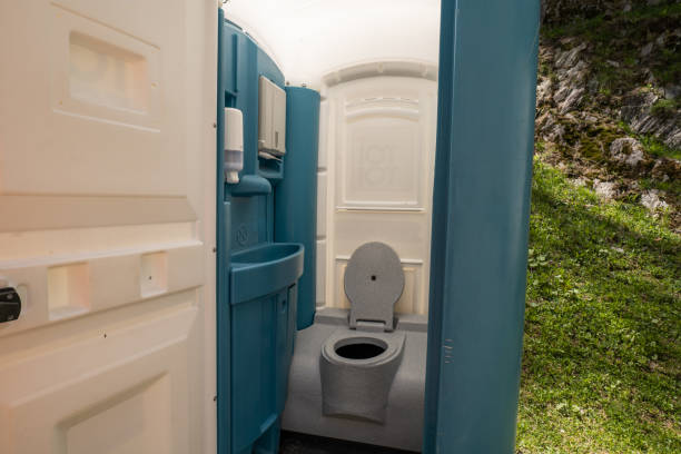 Best Portable Restroom Removal and Pickup  in Palm Beach, FL